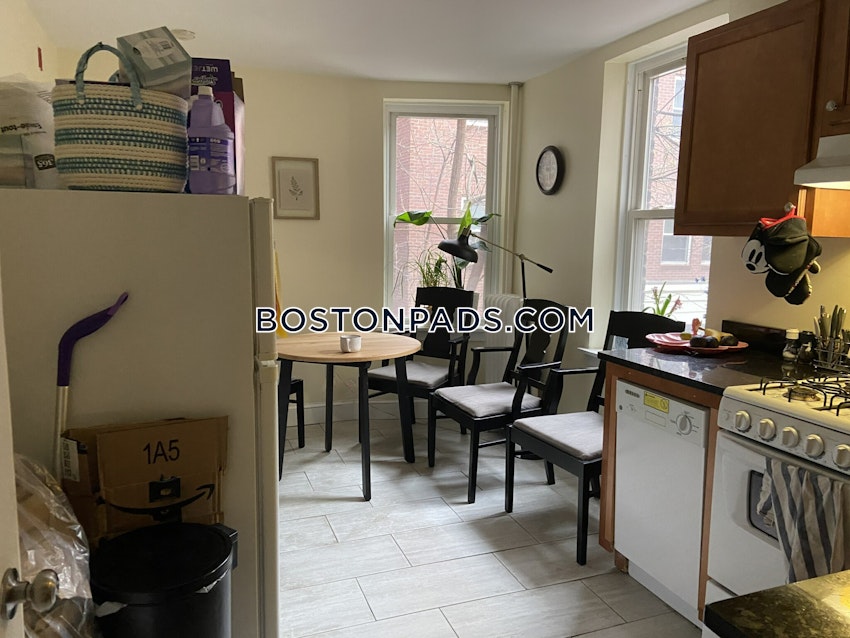 BOSTON - BEACON HILL - 2 Beds, 1 Bath - Image 2