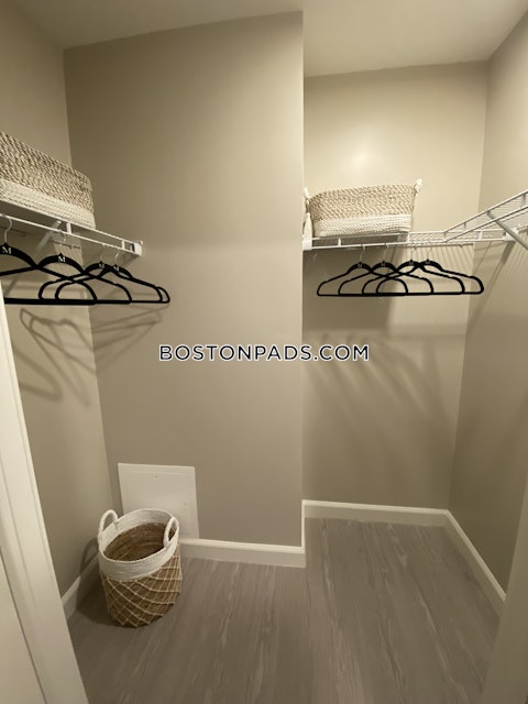 Charles St. Cambridge photo 8