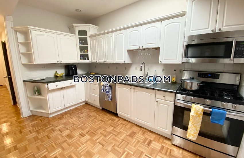 BOSTON - DORCHESTER/SOUTH BOSTON BORDER - 2 Beds, 1 Bath - Image 8