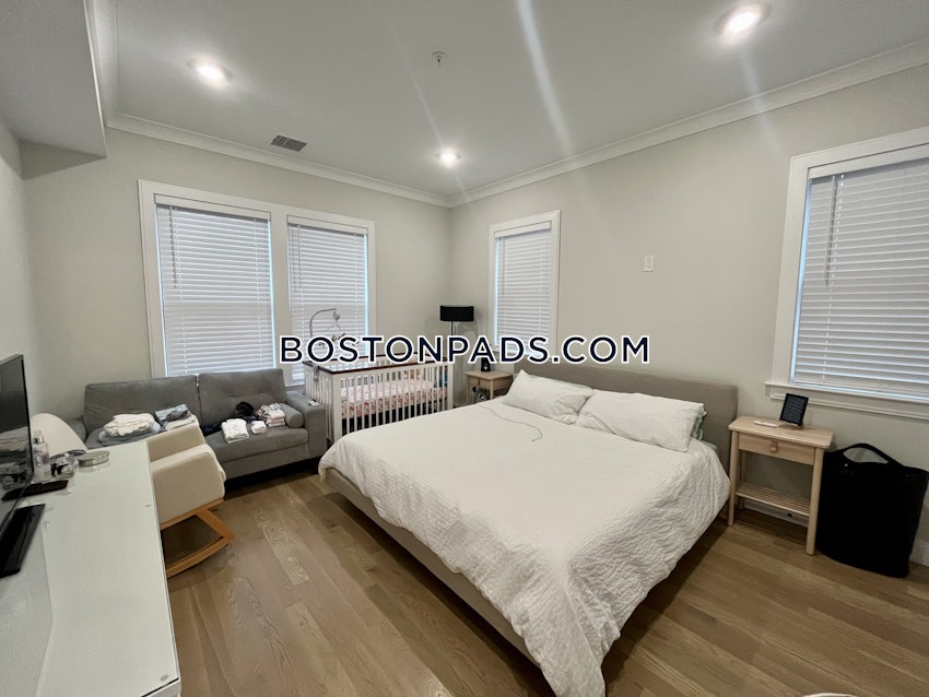 BOSTON - EAST BOSTON - MAVERICK - 3 Beds, 2 Baths - Image 17