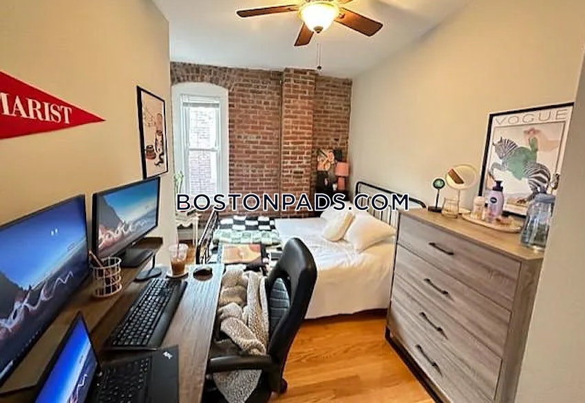 BOSTON - NORTH END - 3 Beds, 1 Bath - Image 15