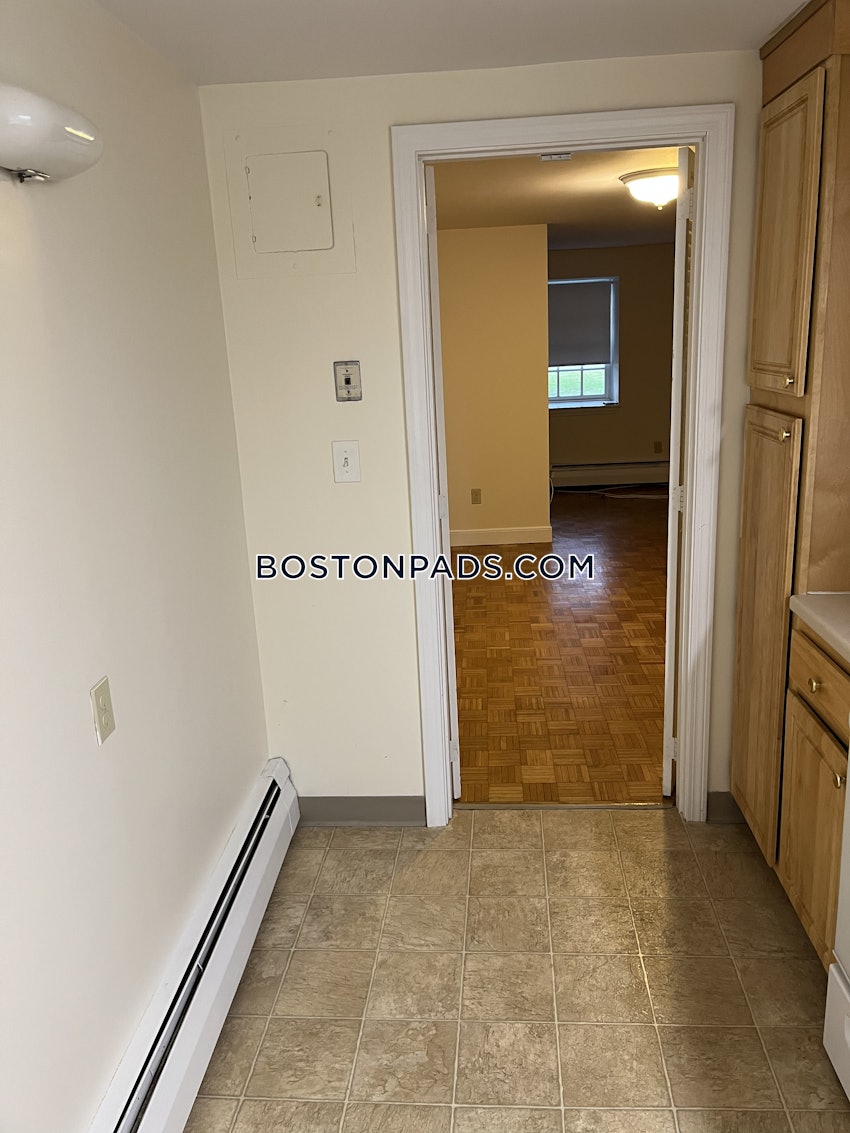 LEXINGTON - 1 Bed, 1 Bath - Image 11