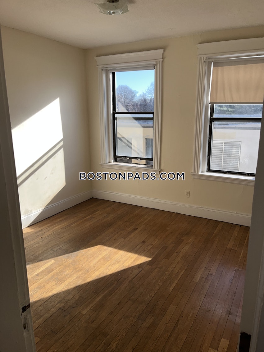 BOSTON - ALLSTON - 1 Bed, 1 Bath - Image 9