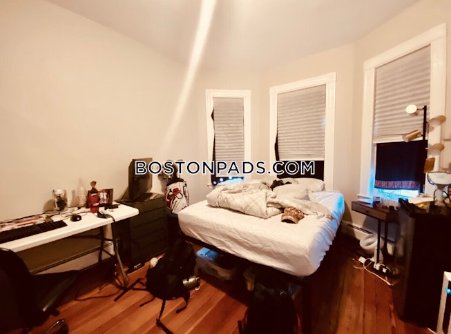 Roxbury Crossing - $3,900+ /mo