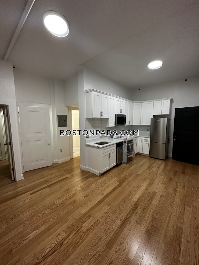 Boston - $4,295+ /mo