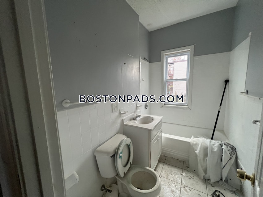 BOSTON - MATTAPAN - 3 Beds, 1 Bath - Image 23