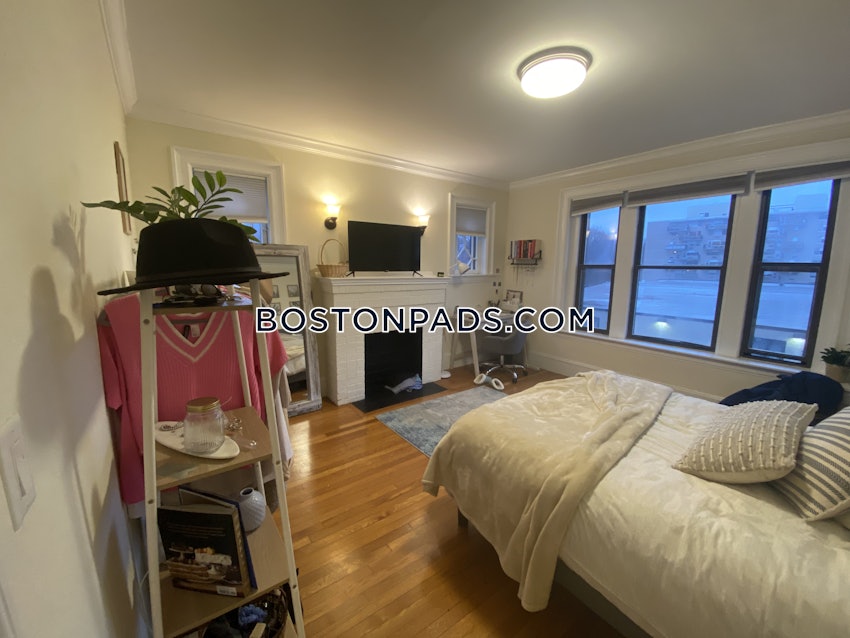 BOSTON - FENWAY/KENMORE - 3 Beds, 1 Bath - Image 12