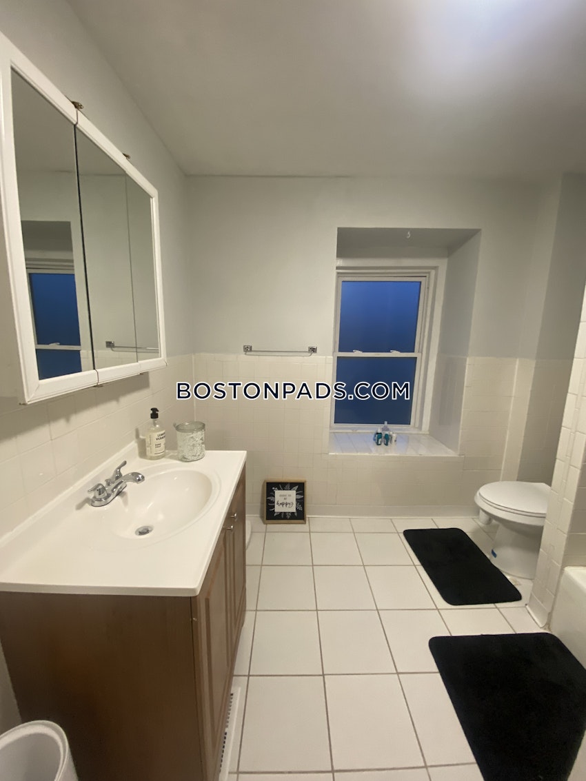 BOSTON - ROXBURY - 3 Beds, 2 Baths - Image 143