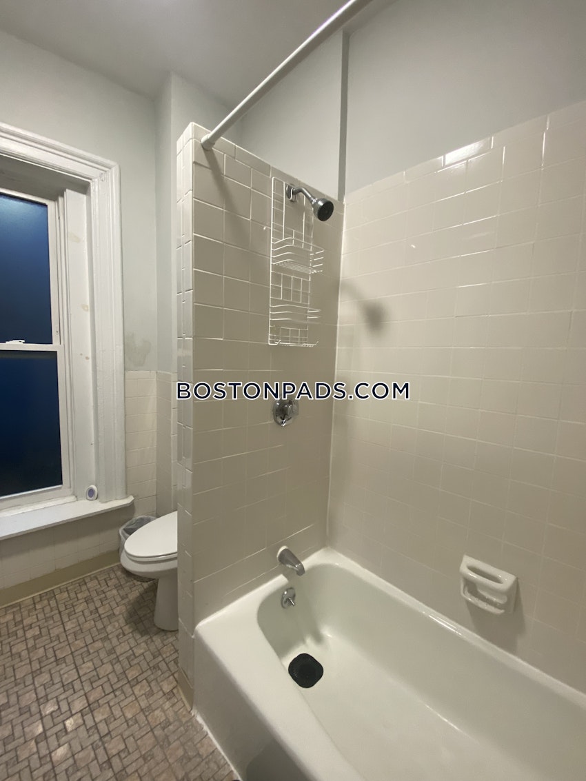 BOSTON - ROXBURY - 3 Beds, 2 Baths - Image 139