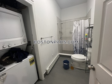 Boston - 2 Beds, 1 Baths