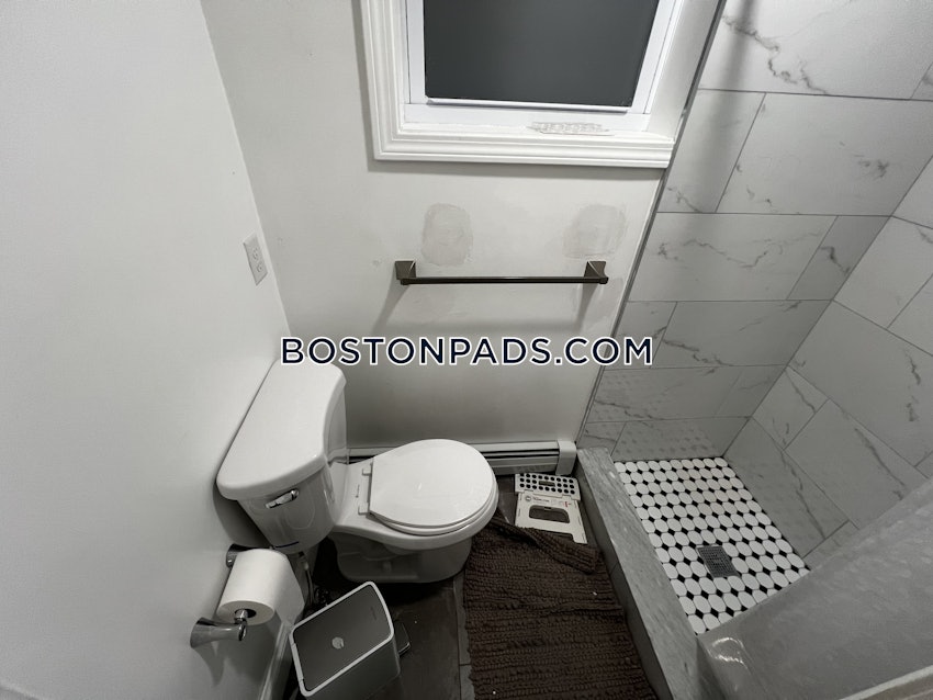 BOSTON - MISSION HILL - 3 Beds, 1.5 Baths - Image 40
