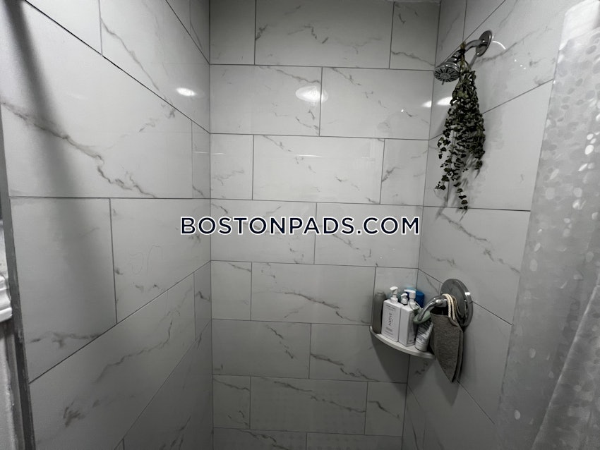 BOSTON - MISSION HILL - 3 Beds, 1.5 Baths - Image 39