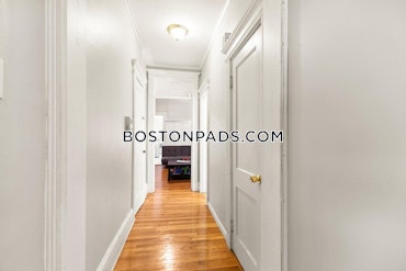 Boston - 4 Beds, 1.5 Baths