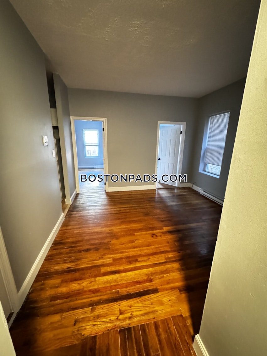 BOSTON - MISSION HILL - 2 Beds, 1 Bath - Image 5