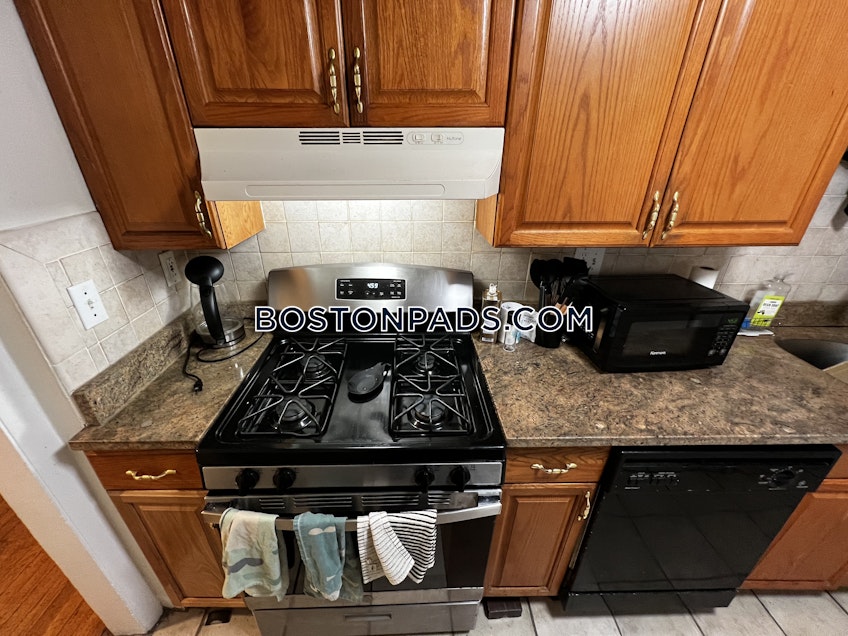 Boston - $4,100+ /month