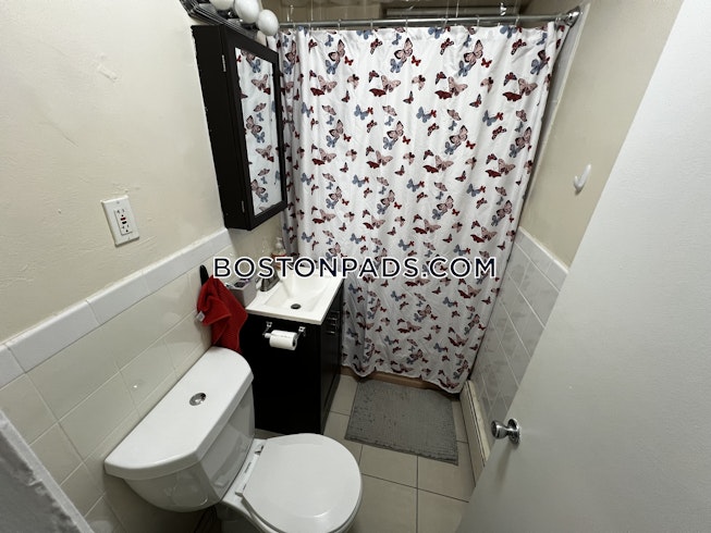 Boston - $4,100+ /mo