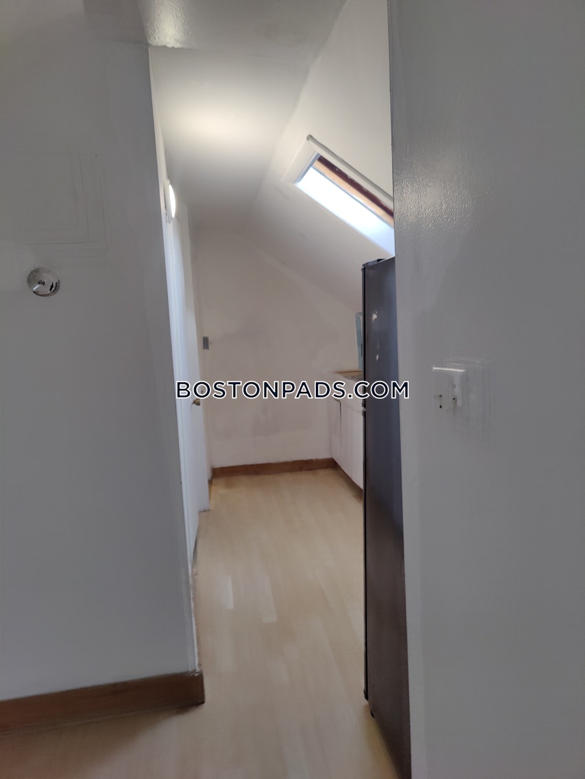 BOSTON - JAMAICA PLAIN - HYDE SQUARE - 1 Bed, 1 Bath - Image 10