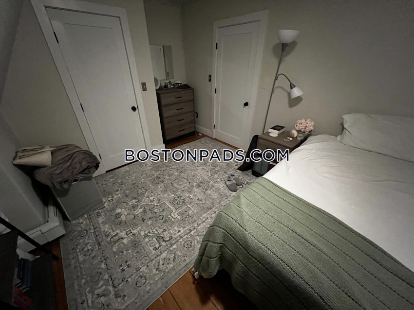 BOSTON - MISSION HILL - 3 Beds, 1 Bath - Image 48