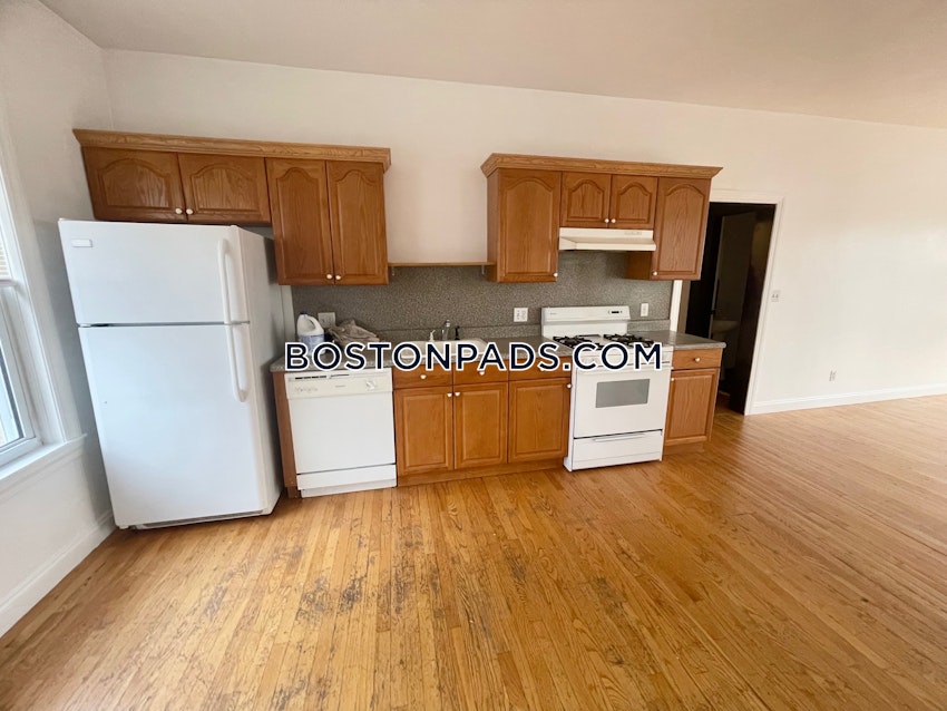 BOSTON - BRIGHTON - OAK SQUARE - 4 Beds, 2.5 Baths - Image 1