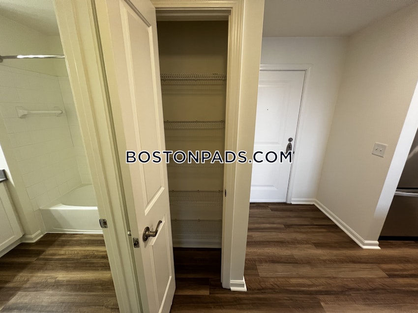 HINGHAM - 1 Bed, 1 Bath - Image 11