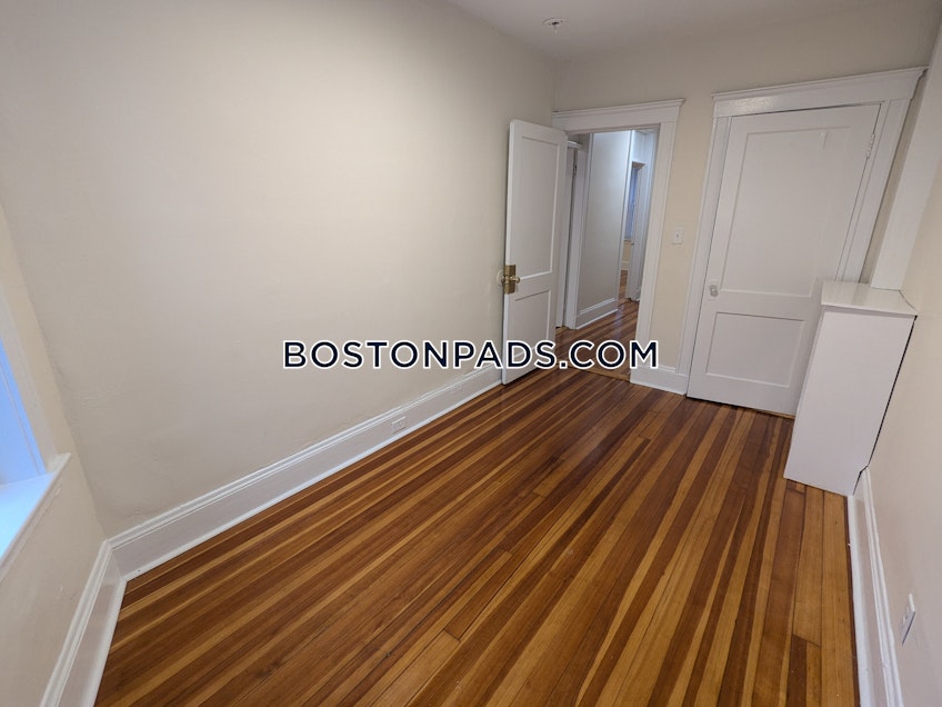 Boston - $3,100+ /month