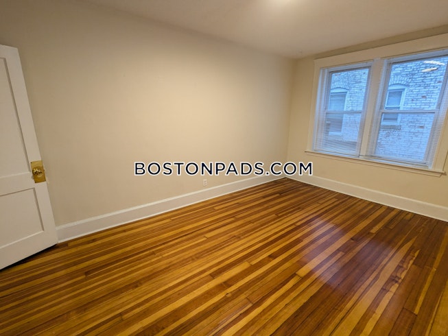 Boston - $3,100+ /mo