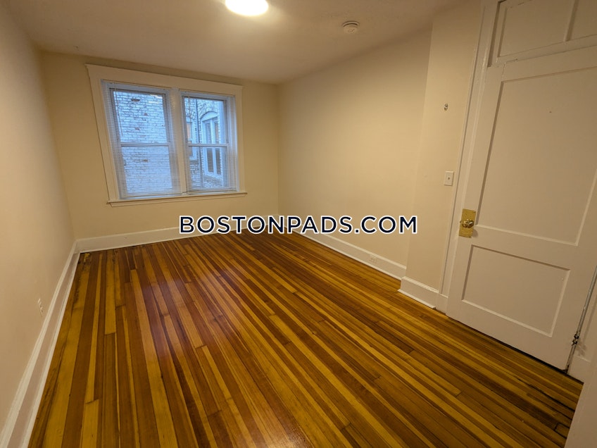 Boston - $3,100+ /month