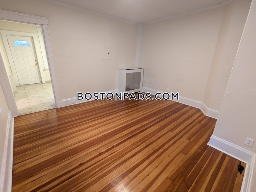 Boston - $3,100+ /month