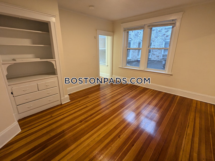 Boston - $3,100+ /month