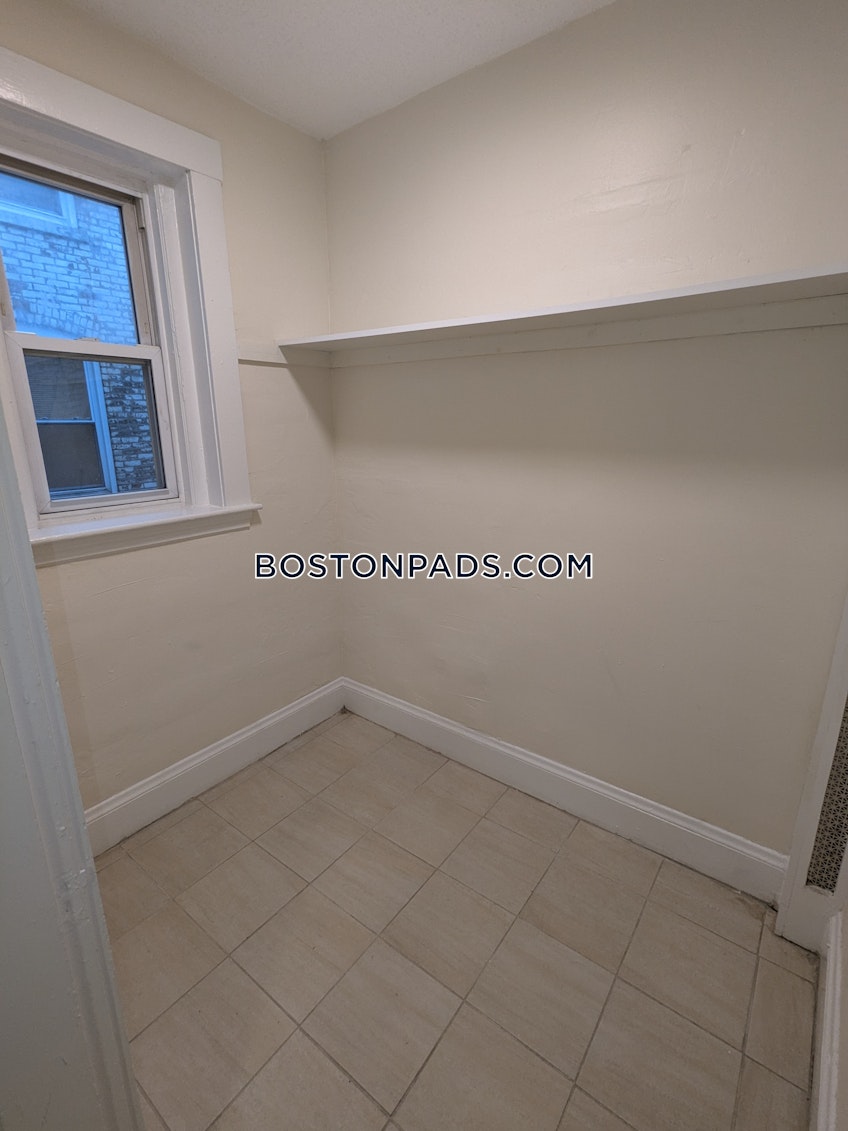 Boston - $3,100+ /month