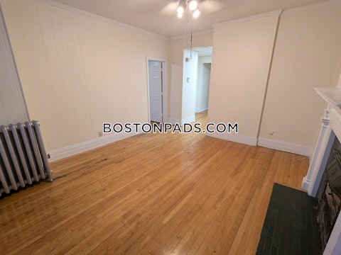 Cambridge St. Boston photo 16