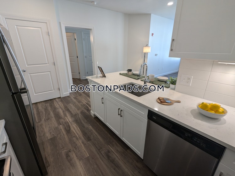 Island Hill Ave., Melrose