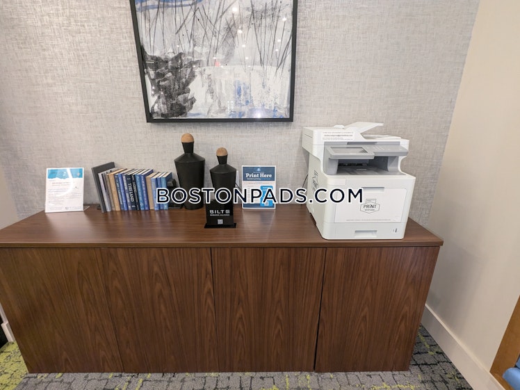 Island Hill Ave., Melrose