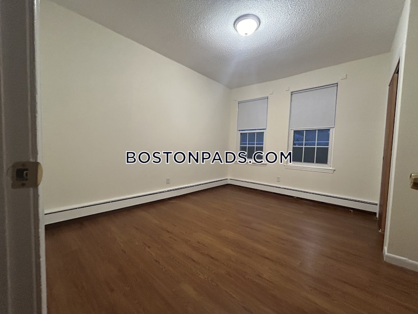 BOSTON - MISSION HILL - 1 Bed, 1 Bath - Image 9