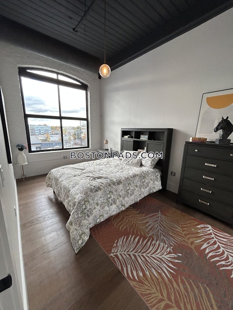 Union St. Attleboro photo 4