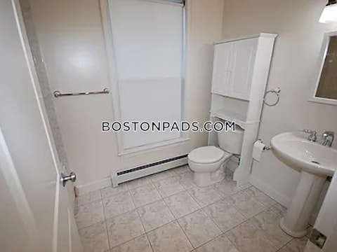 Humphrey St. Swampscott photo 7