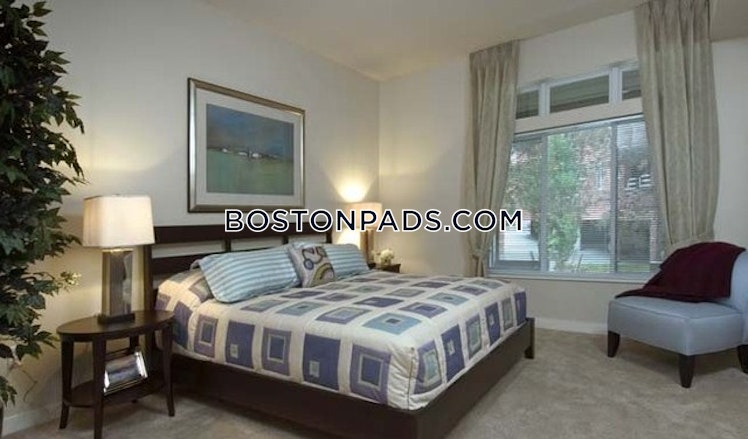 Watertown St., Watertown