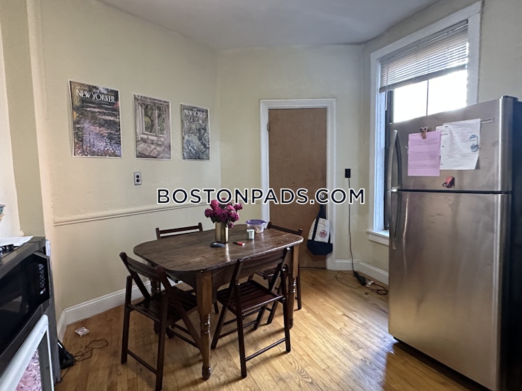 Hammond St., Roxbury Crossing