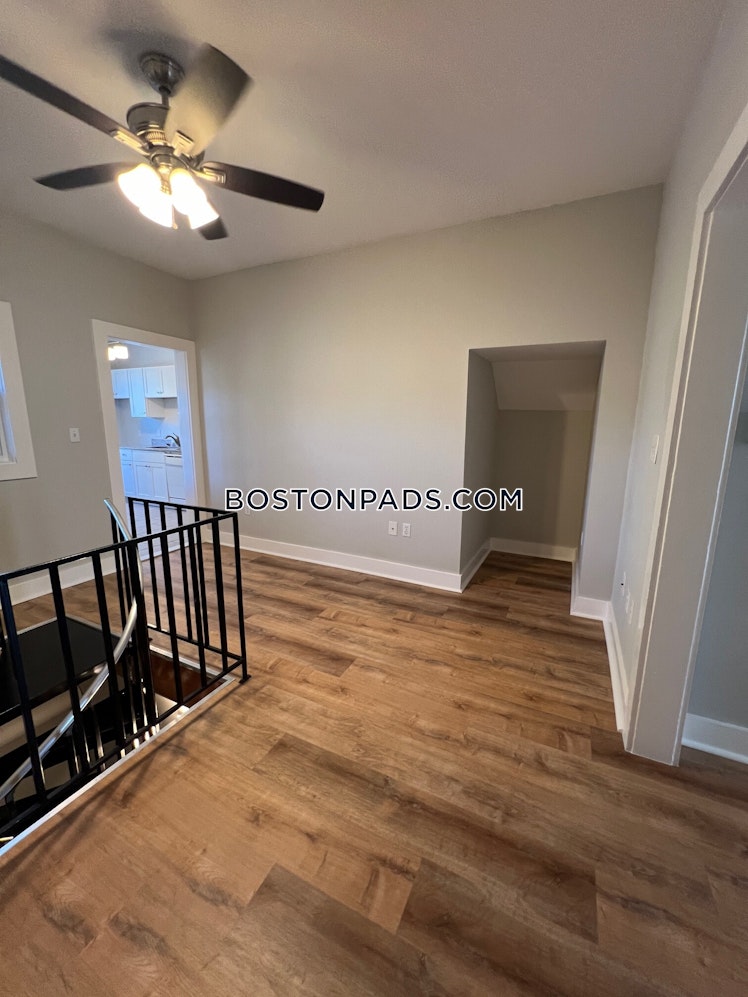 Farrington Ave., Boston