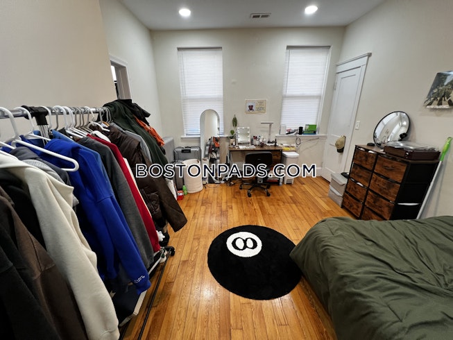 Boston - $6,600+ /mo