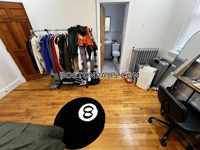 Boston - $6,600+ /mo