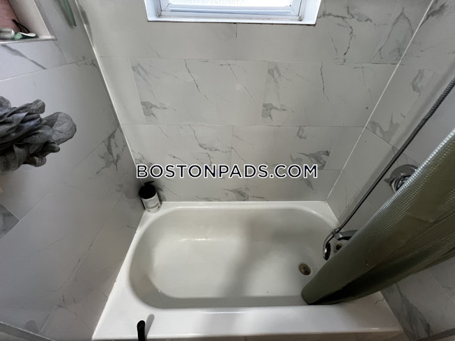 Boston - $6,600+ /mo