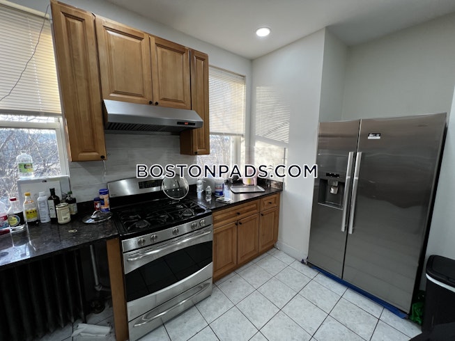 Boston - $6,600+ /mo