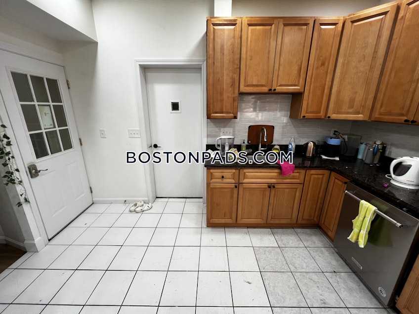 Boston - $6,600+ /month