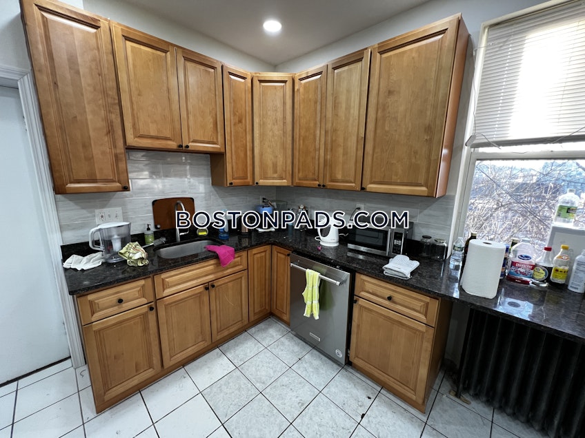 Boston - $6,600+ /month