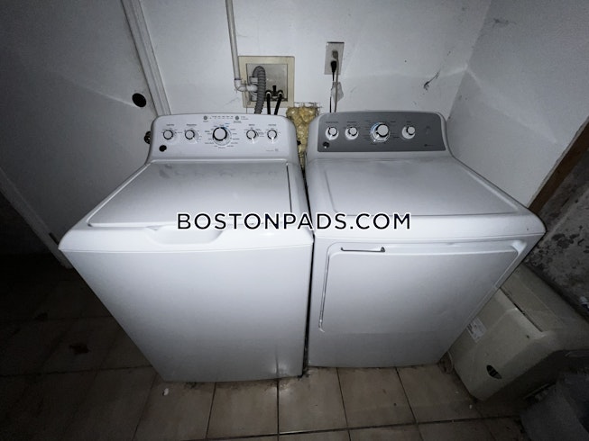Boston - $6,600+ /mo