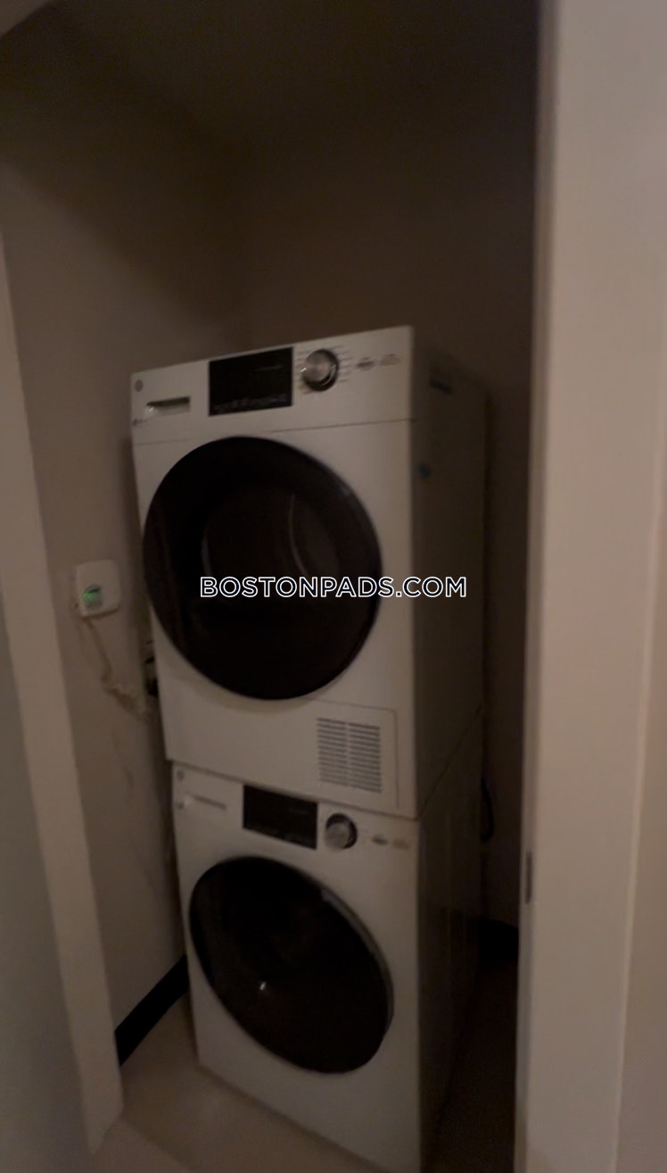 Washington St., Boston