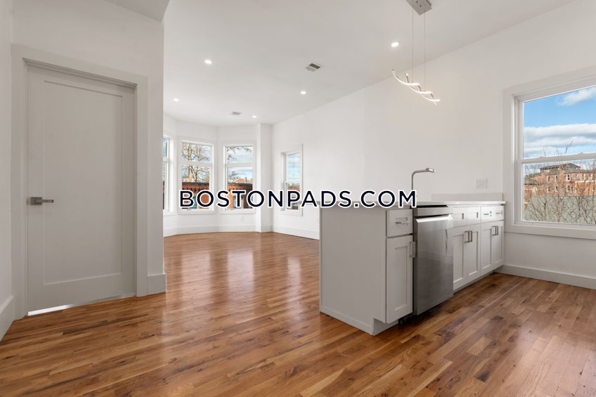 Boston - $6,900+ /month