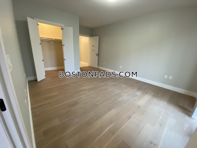 Somerville - $4,200+ /mo