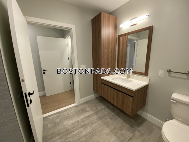 Somerville - $4,200+ /mo